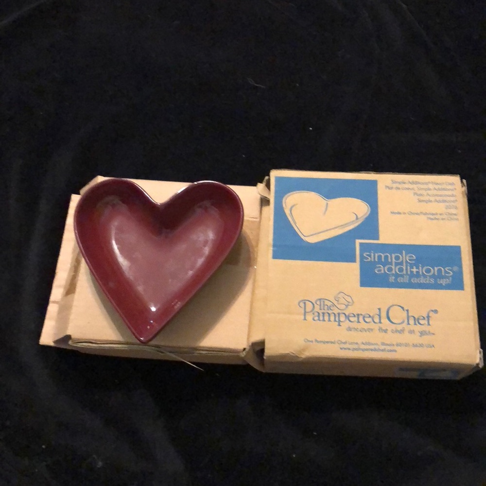 Pampered Chef Heart Dish